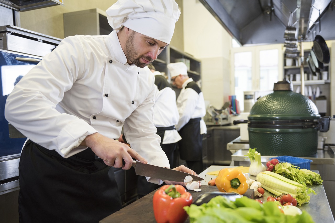 Profesjonalny catering świąteczny w Warszawie - jak wybrać najlepszą ofertę?